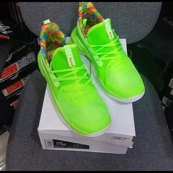 Used - Picture 1 of 1